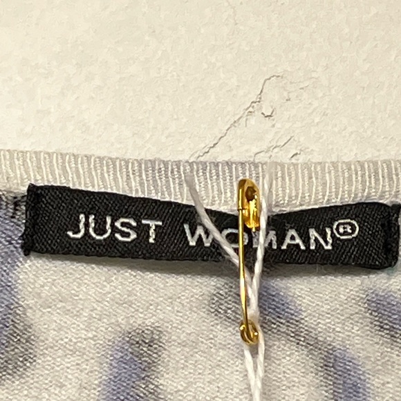 Just Woman Blue Animal Print Blouse - Picture 6 of 7